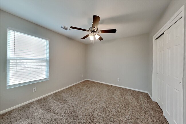 Building Photo - 2544 Elm Crossing Trail