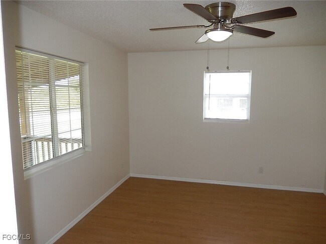 Building Photo - 3309 2nd St SW