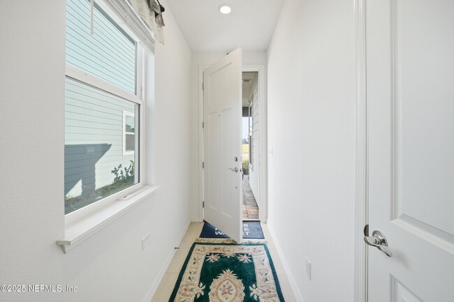 Building Photo - 607 Blind Oak Cir