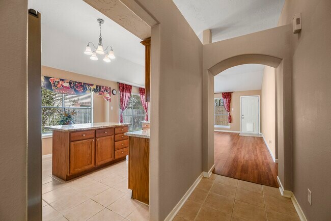 Building Photo - 9109 Benwick St