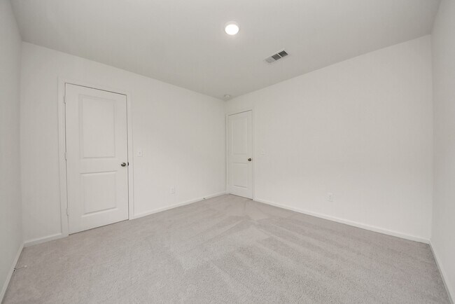 Building Photo - 18740 Lucas Michael Wy