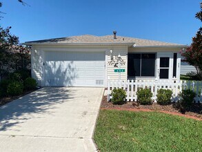 Building Photo - Great Location Turnkey Villa In The Village of Belvedere ANNUAL Lease