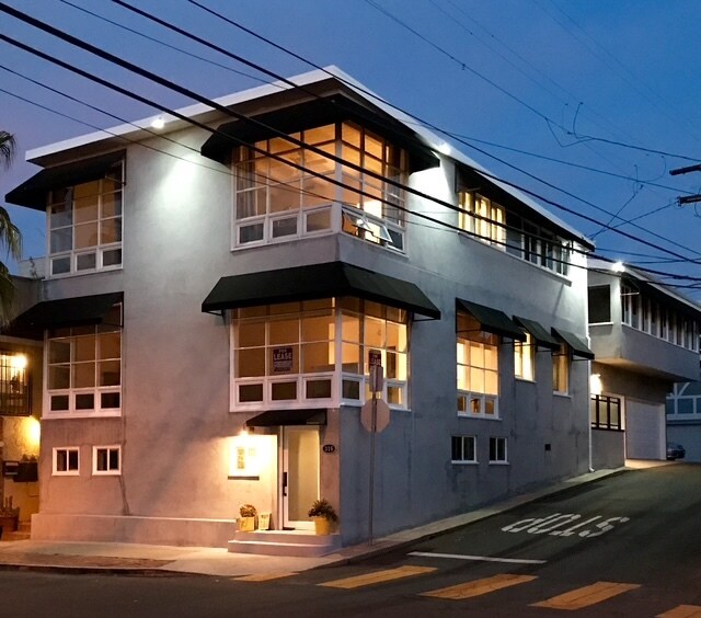 Building Photo - 316 1st St