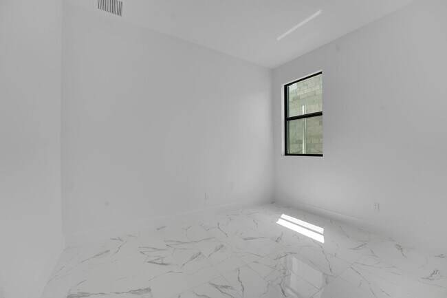 Building Photo - 9533 St Germain Dr