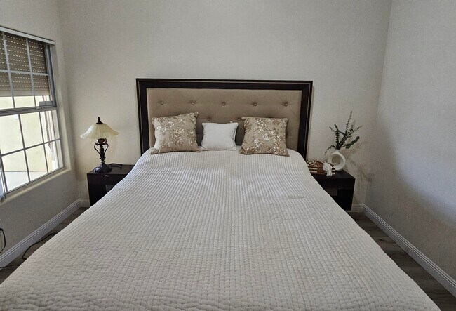 Building Photo - 68520 Risueno Rd