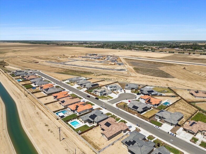 Building Photo - 815 Gilsum Ct