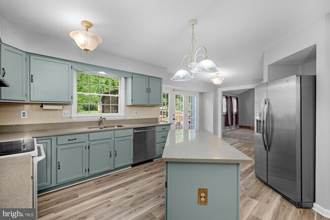 Building Photo - 3034 Pebble Beach Dr