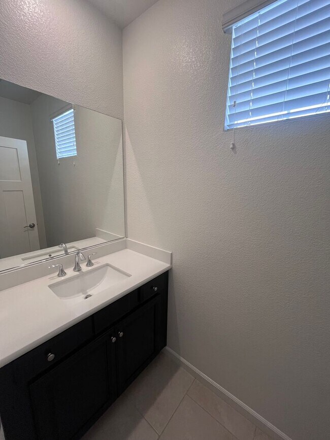Building Photo - BEAUTIFUL HOME IN WESTPARK!!