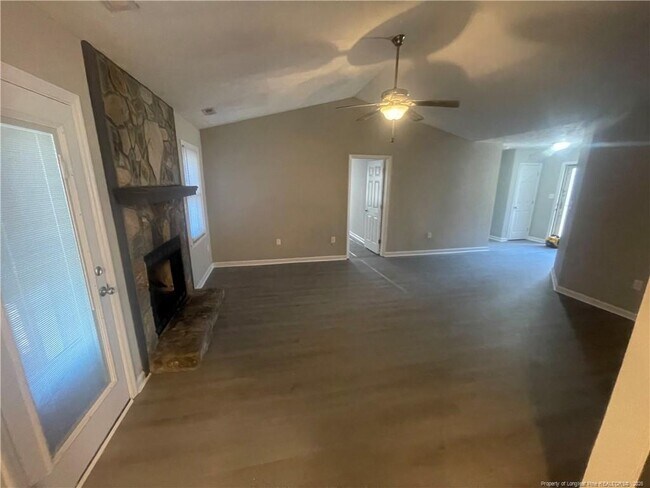 Building Photo - 6489 Applewhite Rd