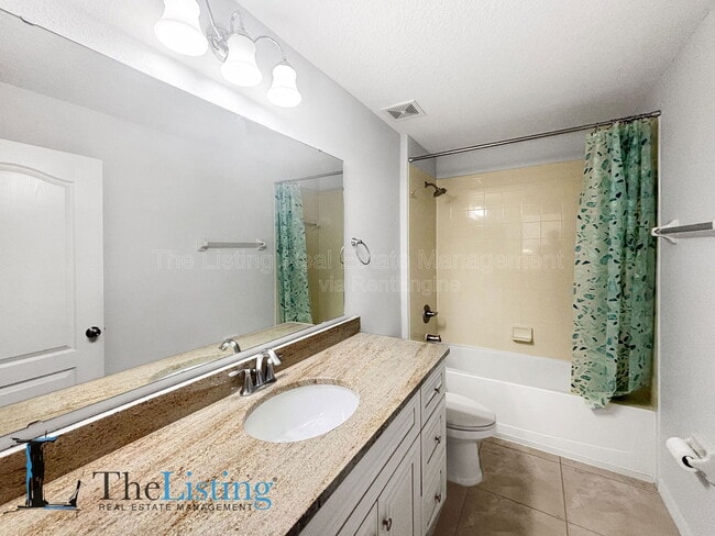 Building Photo - 11174 Savannah Landing Cir