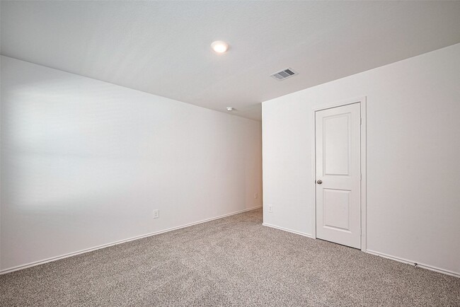 Building Photo - 5604 Poplar Rdg Ct