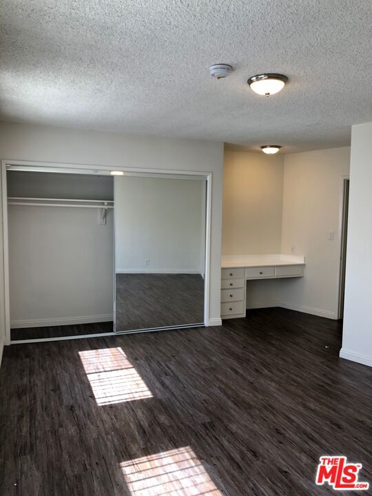 Building Photo - 3772 Lockland Dr