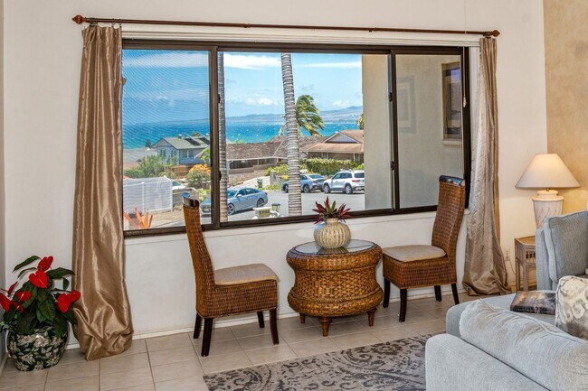 Building Photo - Fully Furnished, 3 Bed/3 Bath, Waiehu Heig...