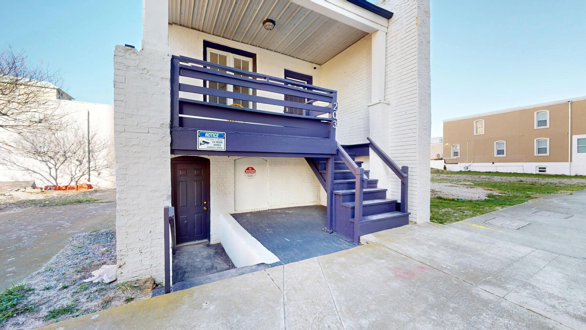 Building Photo - 203 S Metropolitan Ave