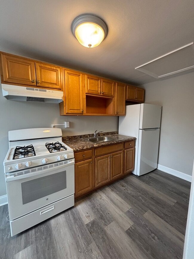 Building Photo - Beautiful 3 Bedroom House for Rent!!