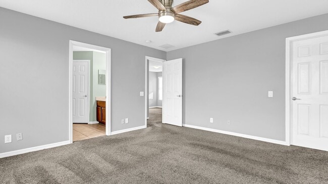 Building Photo - Gorgeous 3br/2.5ba/2 car garage Home in Ve...