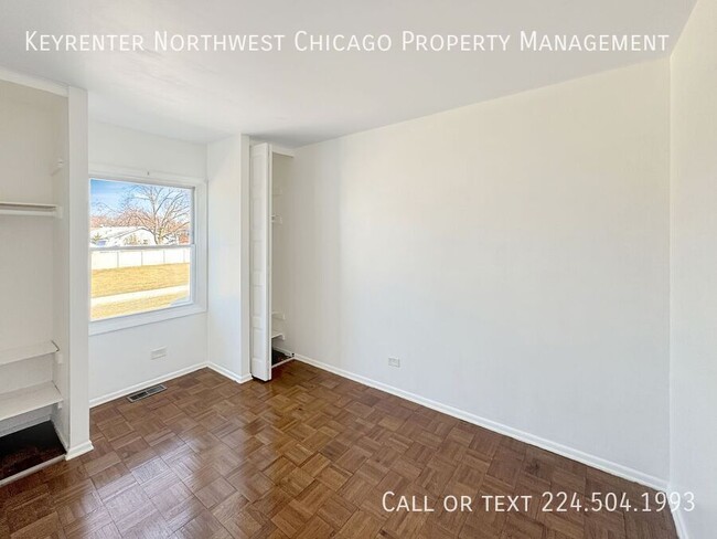 Building Photo - 1315 Kingsbury Dr