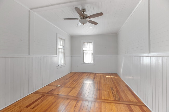Building Photo - 1056 Stevens St