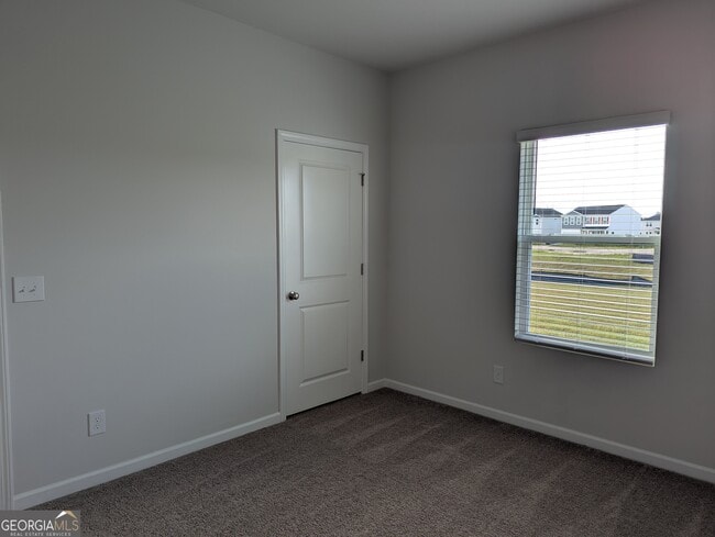 Building Photo - 115 Stillhouse Dr