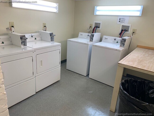 Building Photo - Forest Hills JP affordable one bedroom