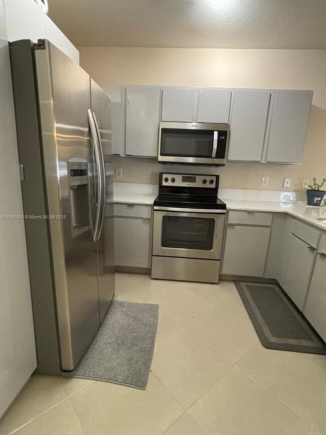 Building Photo - 3310 Palomino Dr