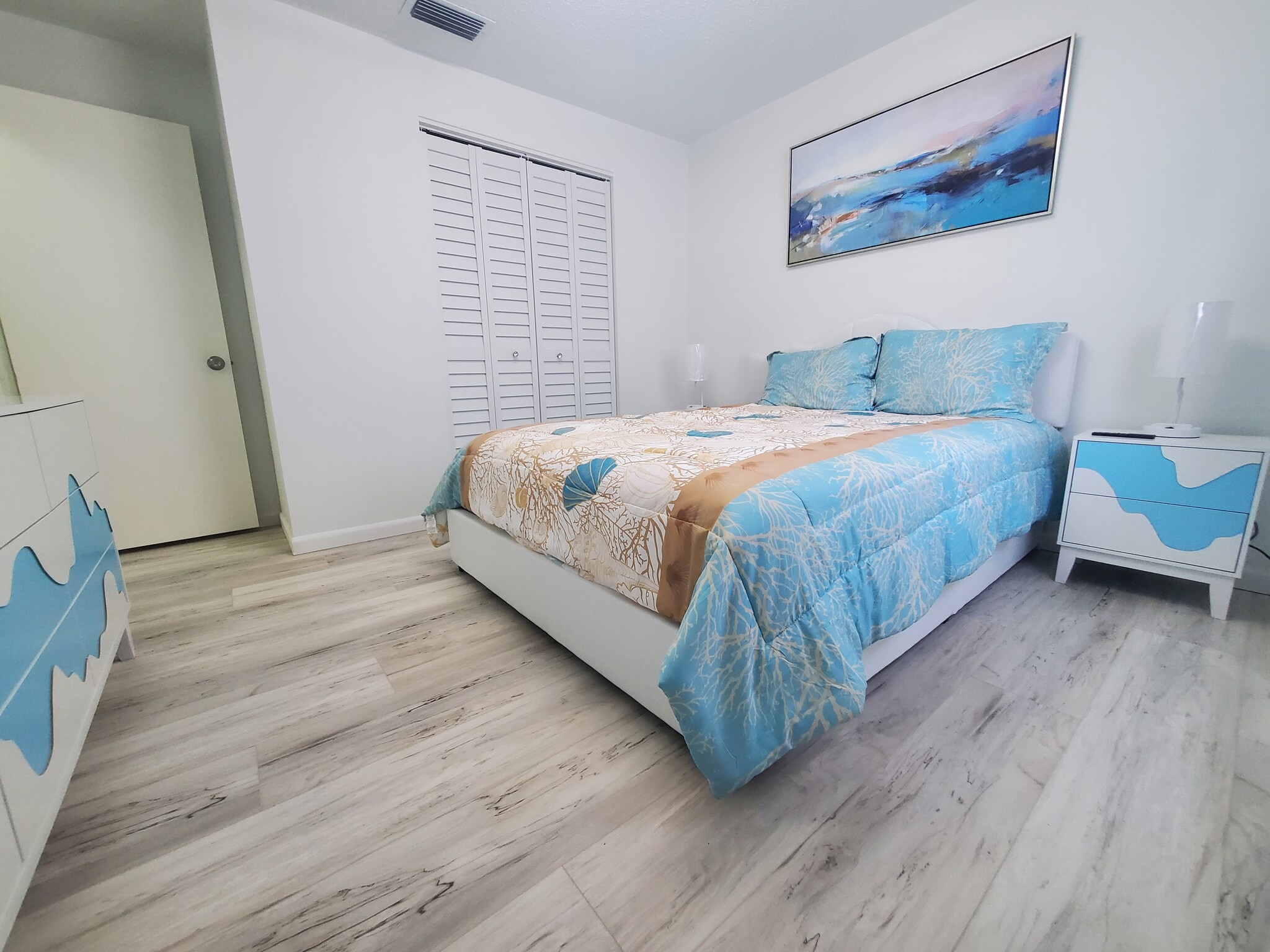 Building Photo - 279 S Brevard Ave