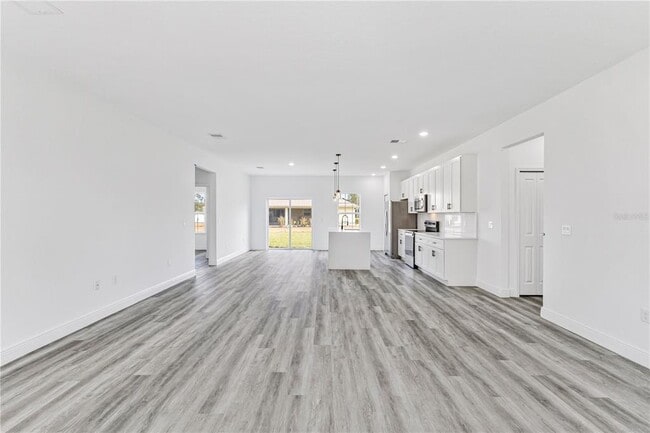 Building Photo - 3041 SW 168th Loop