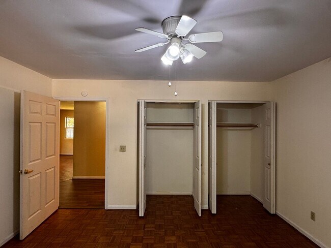Building Photo - 1176 Rose Arbor Ct
