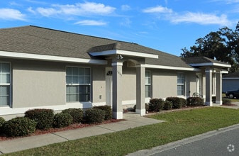 Building Photo - The Flats at Belleview