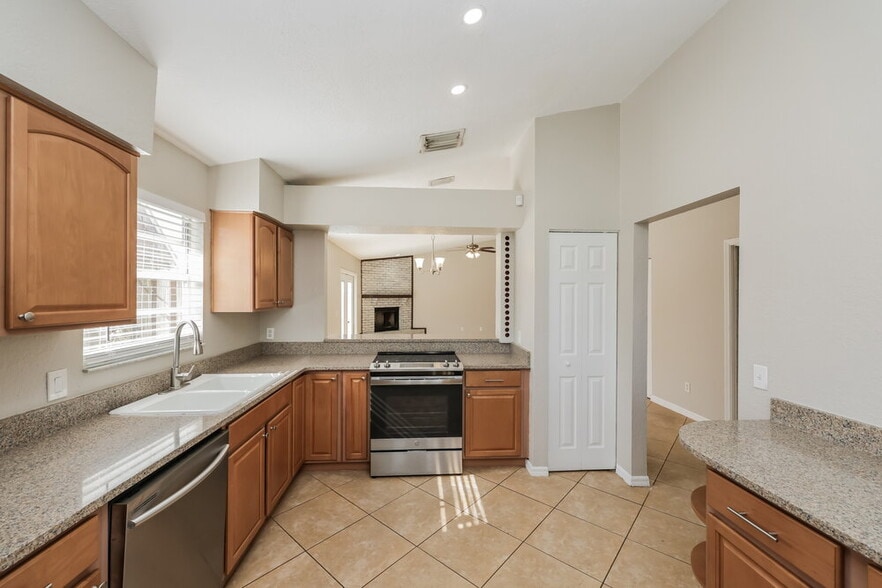 Building Photo - 11214 Elmfield Dr