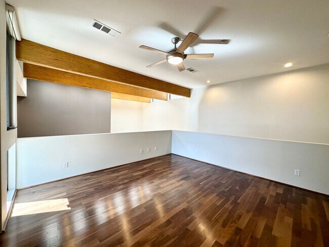 Building Photo - AVAILABLE NOW! 3-bedroom / 3.5 Bathroom Condo with Private Pool & Spa located in 48 & BARISTO!