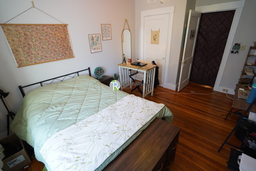 Building Photo - 15 Quint Ave