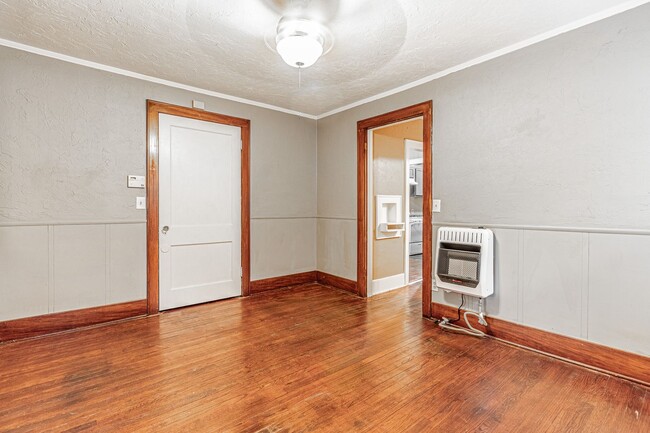 Building Photo - 1 Bed 1 Bath apartment in Okc close to Plaza District!