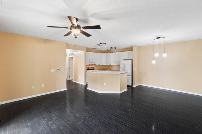 Building Photo - 3842 Carberry Dr