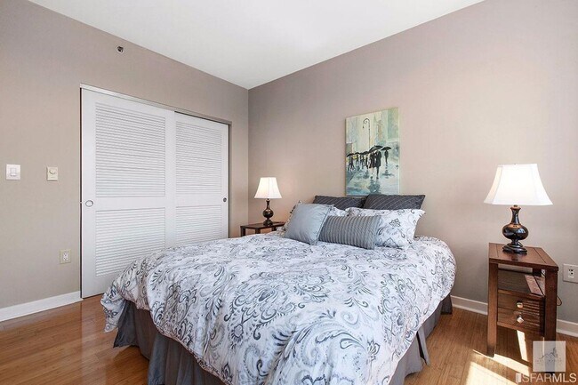 Building Photo - Spacious One-Bedroom Elegance in a Luxury Doorman Building with EV Parking