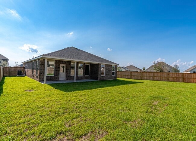 Building Photo - 3022 Palm Branch Dr