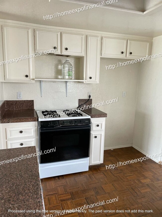 Building Photo - Nice House For Rent
