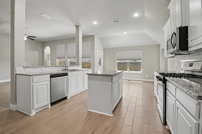 Building Photo - 312 Eagle Ridge Rd