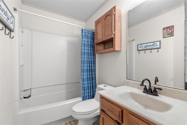 Building Photo - 21461 Coyote Trail