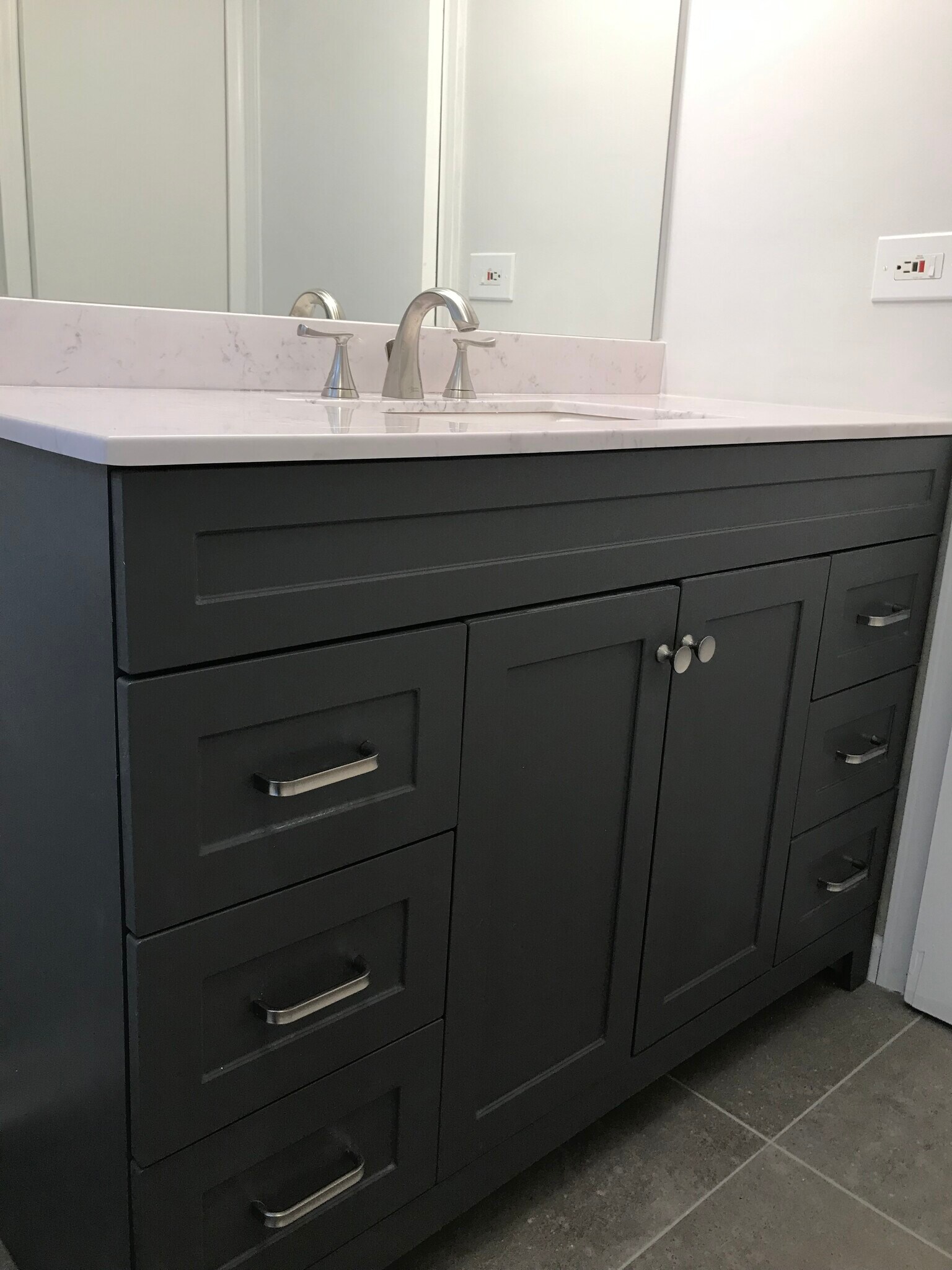 Building Photo - 8022 Oriole Ave