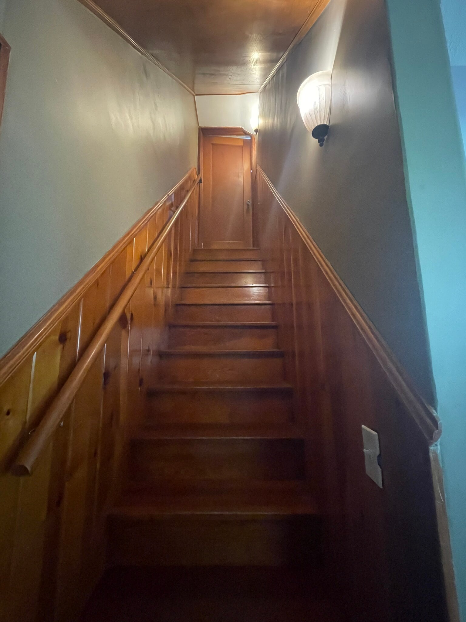 stairs to 2nd level - 4528 Terrace St