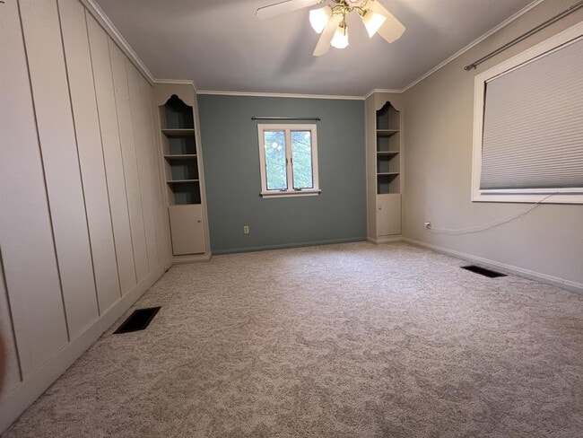 Building Photo - 3329 Collins Ferry Rd