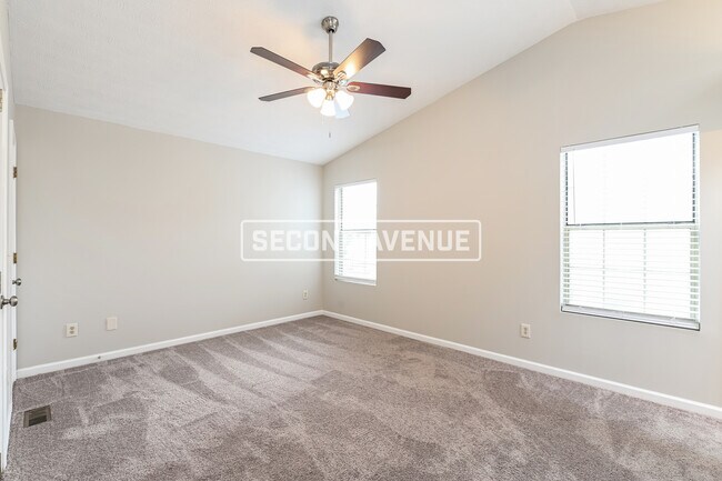Building Photo - 2137 Sara Ashley Way