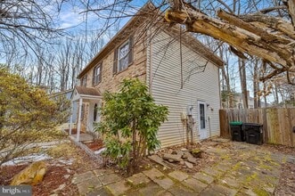 Building Photo - 4098 Tarpon Ln