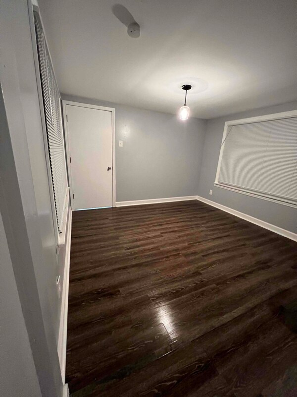 Building Photo - 8010 Patterson Dr