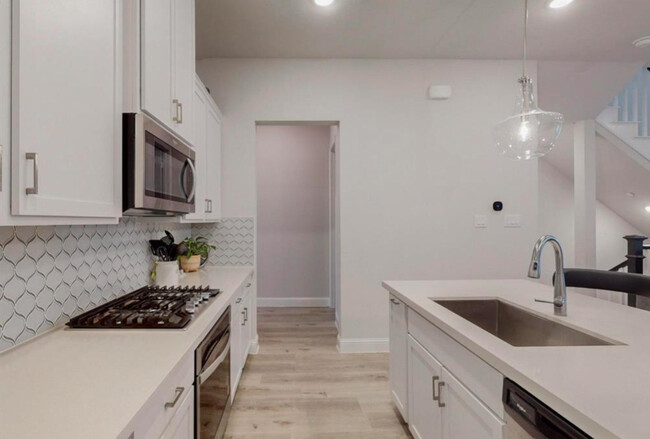 Kitchen Area (2nd Floor) - 2510 Plumas Dr