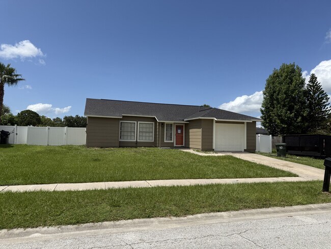 Primary Photo - 1510 Massa St