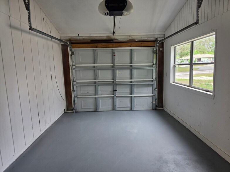 Building Photo - 9205 N Fawn Way