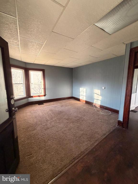 Building Photo - 212 Helms Ave