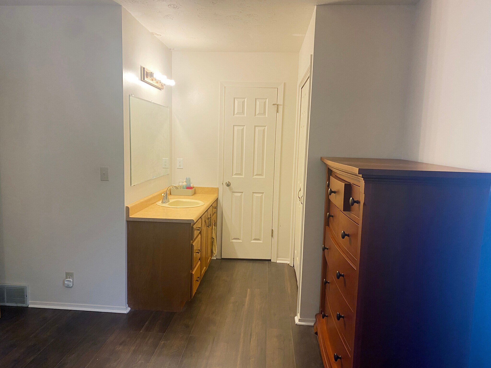 master bath - 10129 S 2165 E